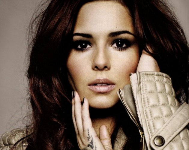 Cheryl Cole quiere a Rihanna en su nuevo disco