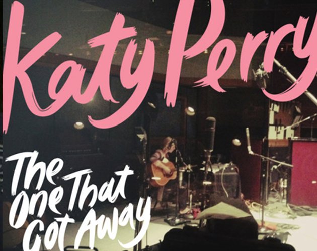 Katy Perry lanza desesperada una versión acústica de 'The One That Got Away'