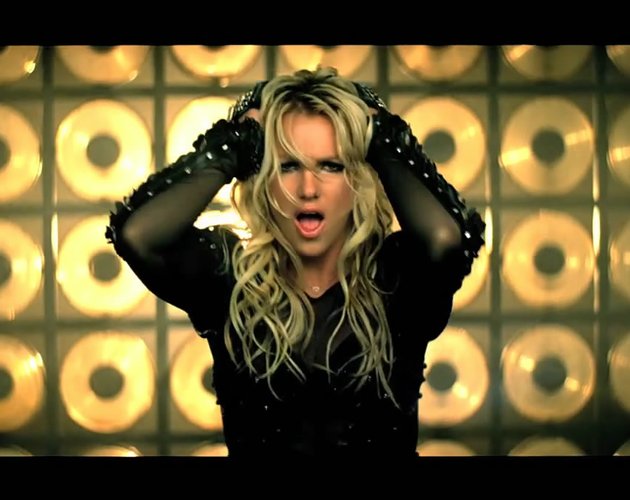 Britney Spears promociona el lanzamiento de una versión musical del 'Twister'