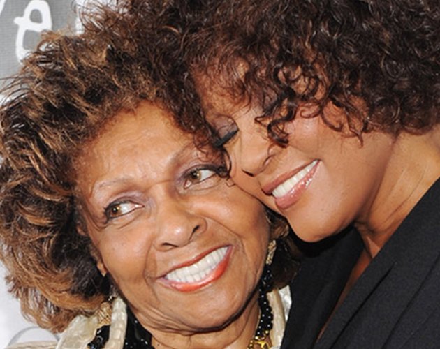 La madre de Whitney Houston escribe una carta pública a su hija