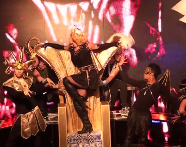 Una drag queen brasileña recrea la Super Bowl de Madonna