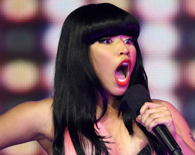 Nicki Minaj asegura que una voz en su cabeza la obligó a eliminar su cuenta de Twitter