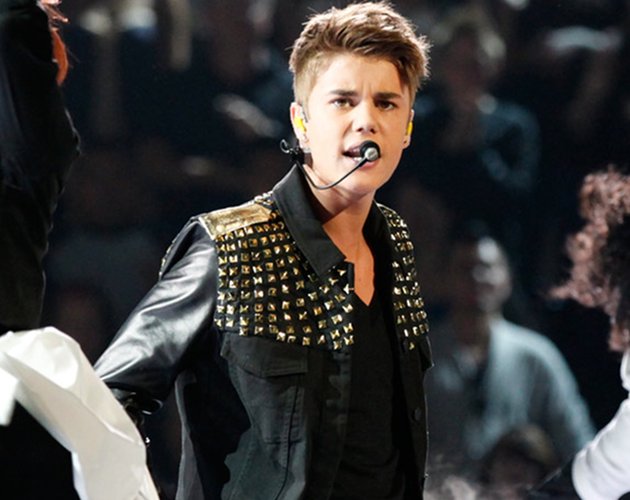 Justin Bieber estrena en la final de 'The Voice' su single 'Boyfriend' en directo