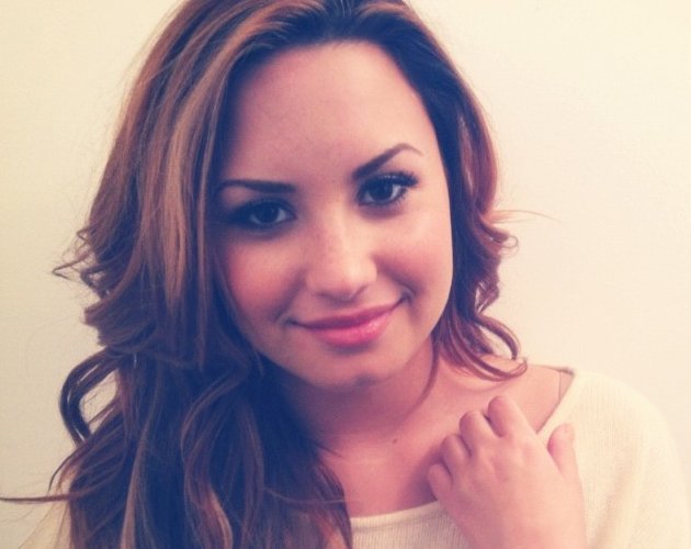 Demi Lovato firma para 'X Factor' y hoy se espera el anuncio oficial de jueces