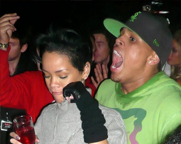 Rihanna se cabrea con Chris Brown y le unfollowea de Twitter