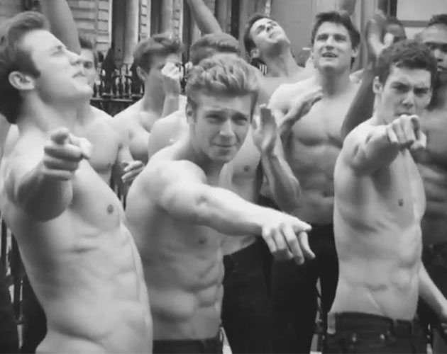 Los chicos de Abercrombie & Fitch hacen su 'Call Me Maybe'