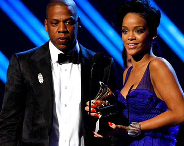 Jay Z quiere mandar a Rihanna a rehab por agotamiento