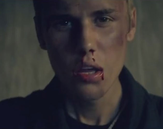 Justin Bieber, golpeado en el vídeo de 'As Long As You Love Me'