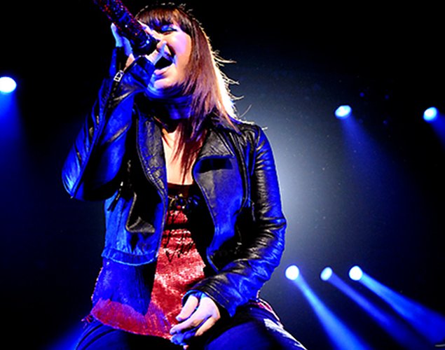 Kelly Clarkson borda 'Shake It Out' de Florence + The Machine