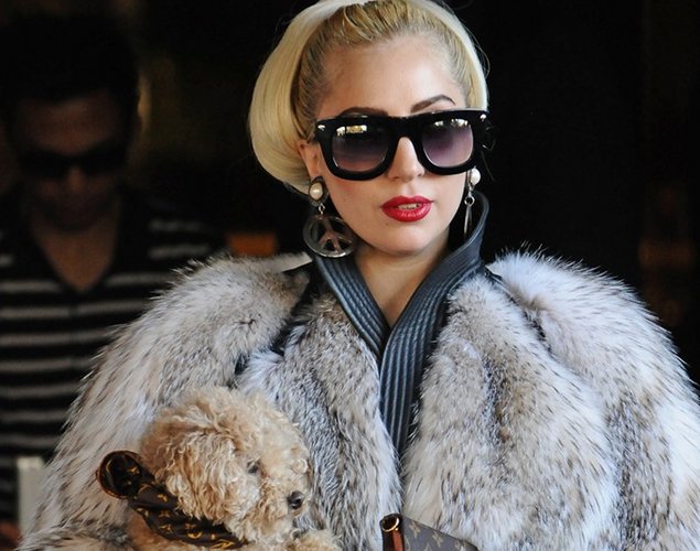Lady Gaga habla abiertamente sobre su decisión de llevar pieles