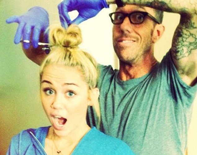 Miley Cyrus se corta el pelo a lo Skrillex