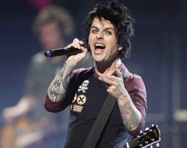 Billie Joe Armstrong, de Green Day, entra en rehab tras el incidente en el iHeart Radio Music Festival