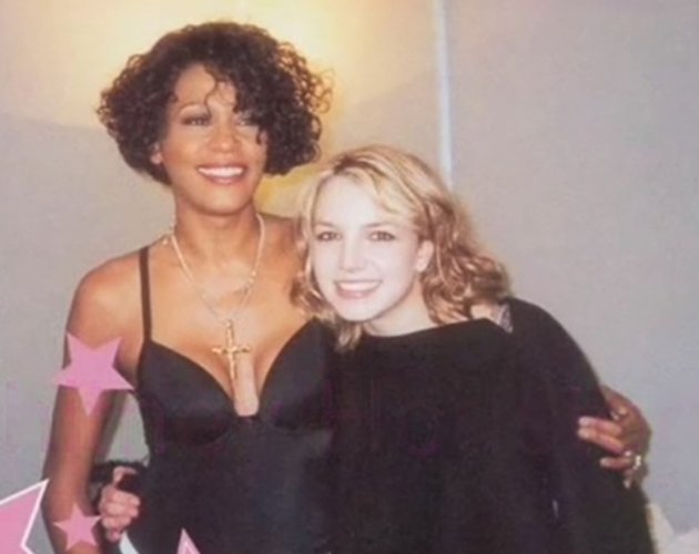 Britney Spears homenajea a Whitney Houston en un especial