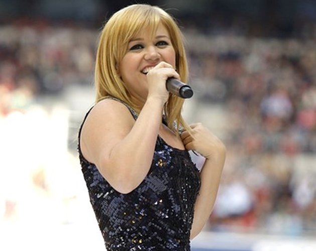 Kelly Clarkson versiona a Sia y se prometen colaborar via Twitter