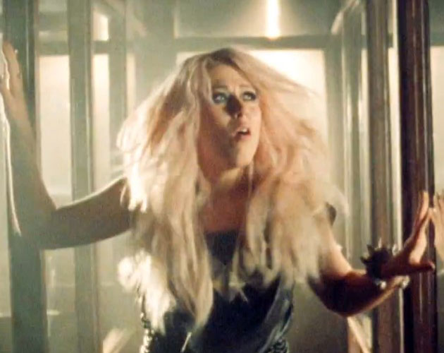 Teaser del vídeo de 'Shut Up (And Give Me Whatever You Got)' de Amelia Lily