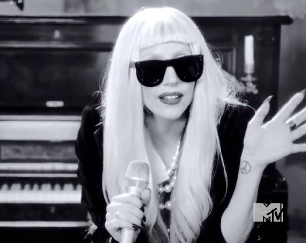 Lady Gaga regala una versión jazz de 'Yoü and I'