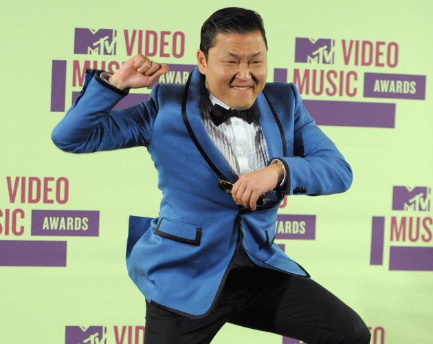 Polémica con Psy por sus mensajes antiamericanos hace 10 años