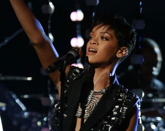 Rihanna The Voice final