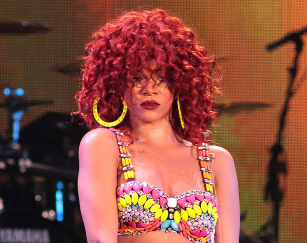 Rihanna Loud tour