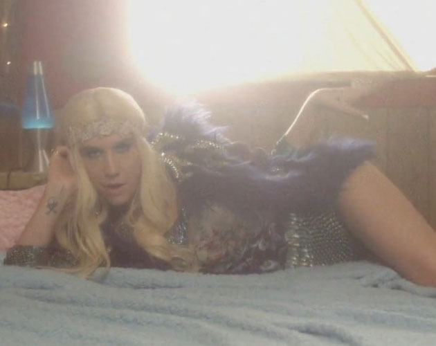Ke$ha estrena el vídeo de 'C'mon'