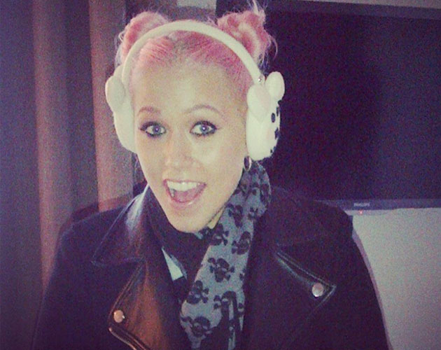 Amelia Lily comparte un adelanto de su tercer single, 'Party Over'