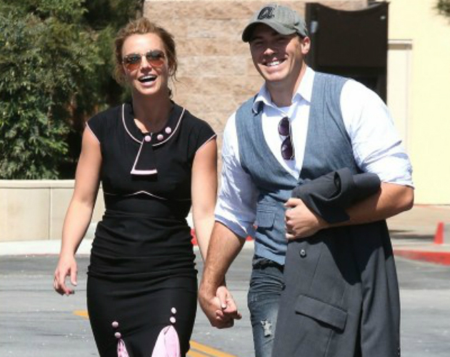 Britney Spears sale de la mano con su nuevo novio David