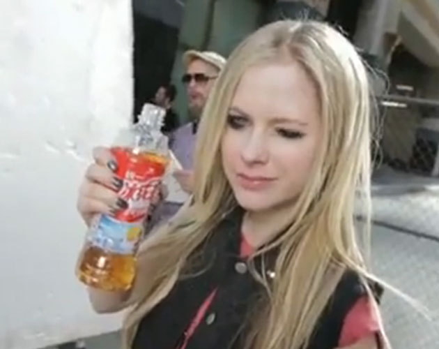 Avril Lavigne anuncio te