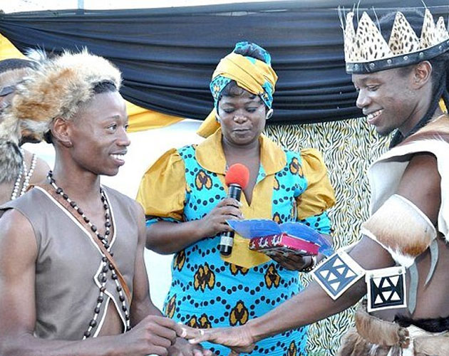 La primera boda gay tradicional en África, celebrada este fin de semana
