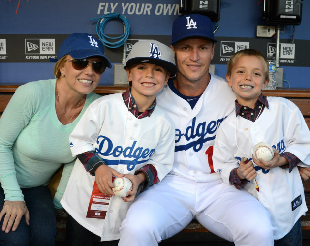 Britney Spears se va a ver un partido de los Dodgers