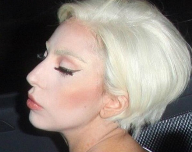 Lady Gaga vuelve a ser rubia y confirma que no se ha operado la nariz