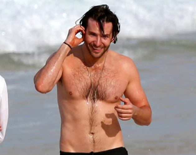 GALERÍA: Bradley Cooper disfruta de las playas brasileñas