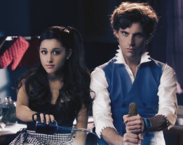 Mika estrena el vídeo de 'Popular Song' con Ariana Grande