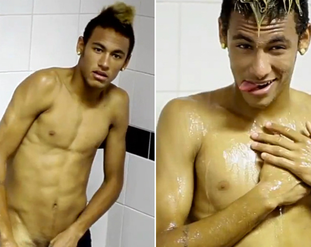 Neymar desnudo, el nuevo jugador del Barça lo da todo