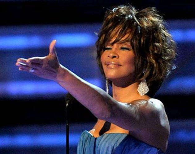 Aterrizaje de emergencia de un avión debido a una fan de Whitney Houston