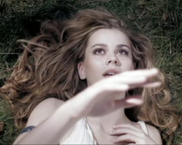 Emmelie De Forest estrena el vídeo de 'Only Teardrops'