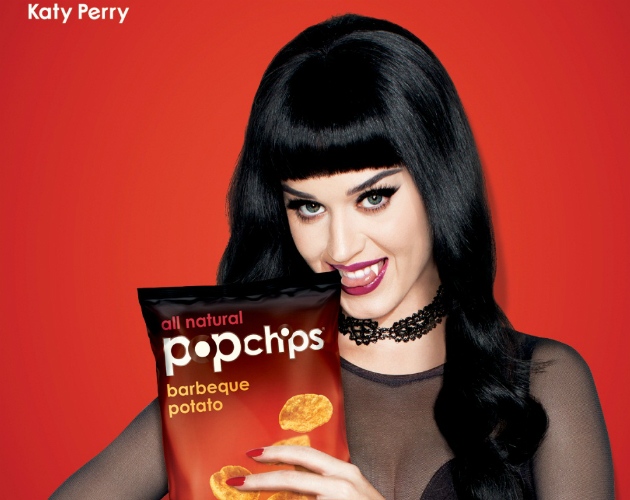 Katy Perry, superheroína gatuna en un anuncio de patatas fritas