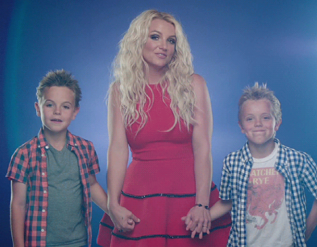 Britney Spears estrena el vídeo de 'Ooh La La' junto a sus hijos