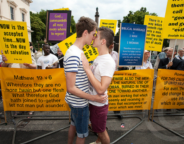 Reino Unido acoge el primer campamento para juventudes LGBT