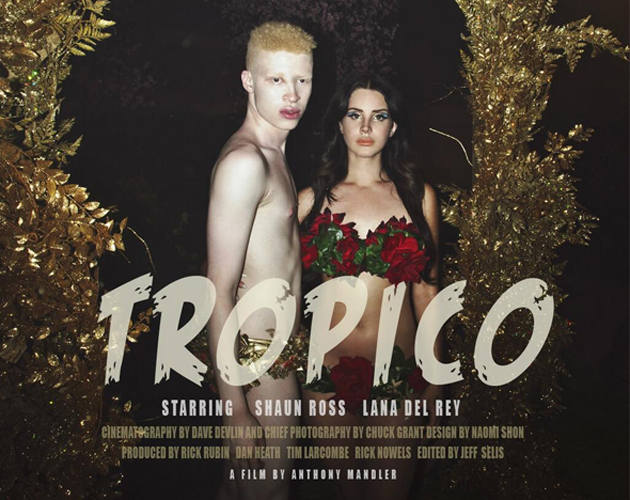 Lana Del Rey, en bikini de flores en el nuevo póster de 'Tropico'