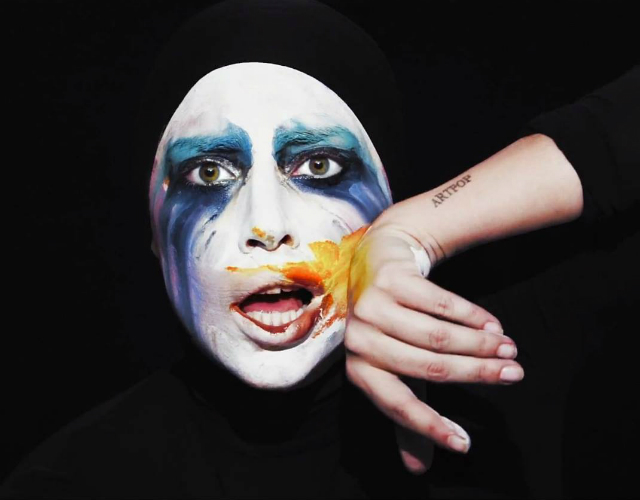 Los mejores momentos de 'Applause', de Lady Gaga, en GIF
