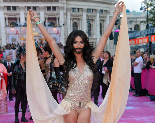 Conchita Wurst, la travesti barbuda, genera polémica por su participación en Eurovisión