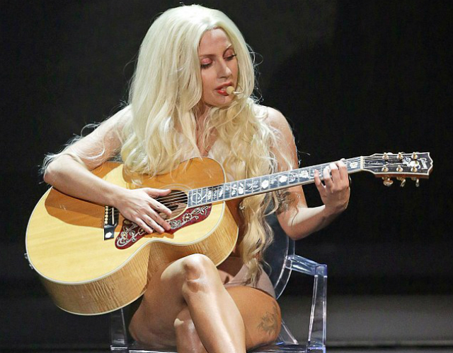 La actuación de Lady Gaga en 'X Factor' provoca 260 llamadas de indignación