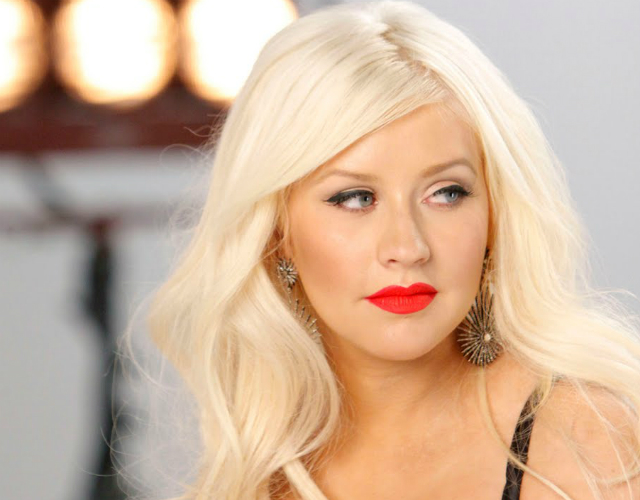 Christina Aguilera, histérica con una mosca en 'The Voice'