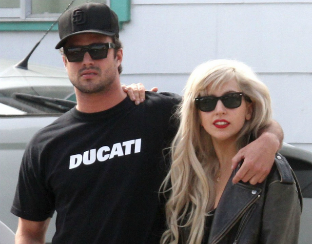 Lady Gaga rompe con su novio Taylor Kinney