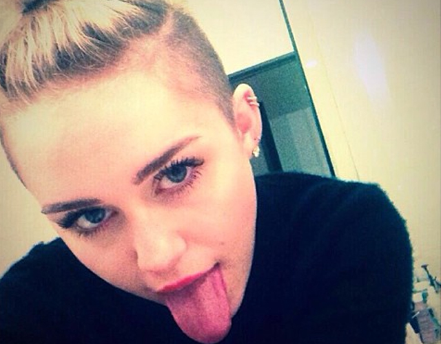Nuevos singles con Miley Cyrus: 'Feeling Myself' con Will.I.Am y 'Real And True' con Future