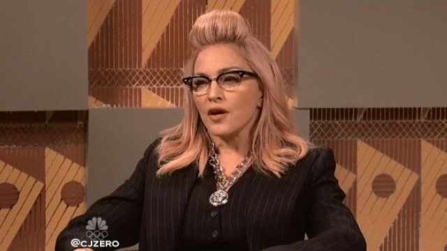 Madonna aparece por sorpresa en 'Saturday Night Live'