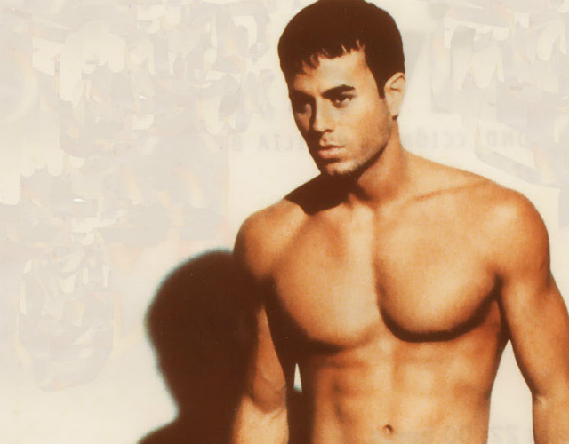 ¿Enrique Iglesias tiene un pene pequeño?