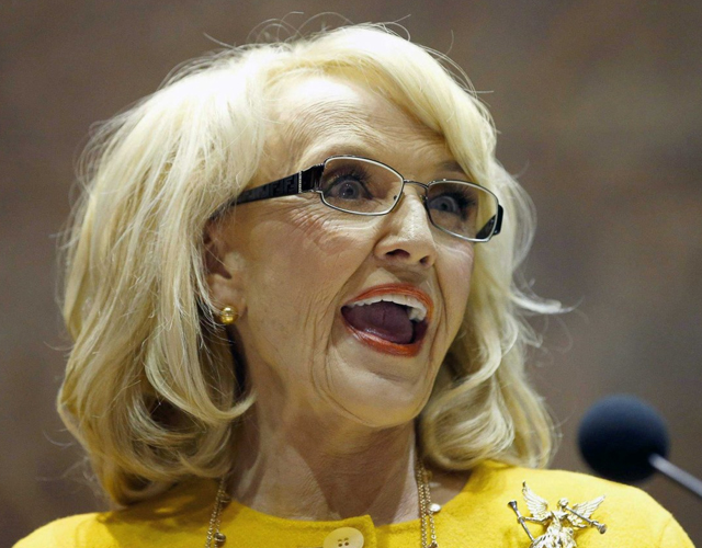 La gobernadora de Arizona veta la ley anti gay
