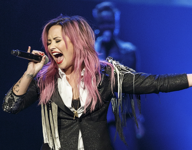 Demi Lovato arranca su 'Neon Lights Tour' con Little Mix
