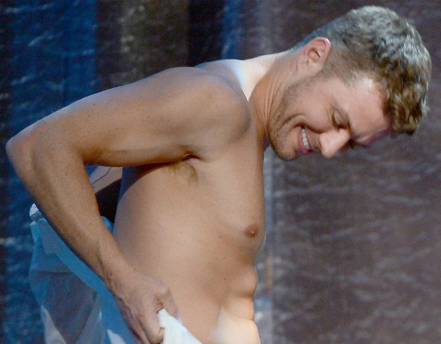 Ryan Phillipe se desnuda en el cumpleaños de Howard Stern